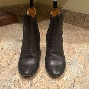 Chloe Chelsea black ankle boots